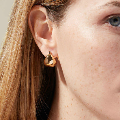 Meliora Gold Huggie Earring