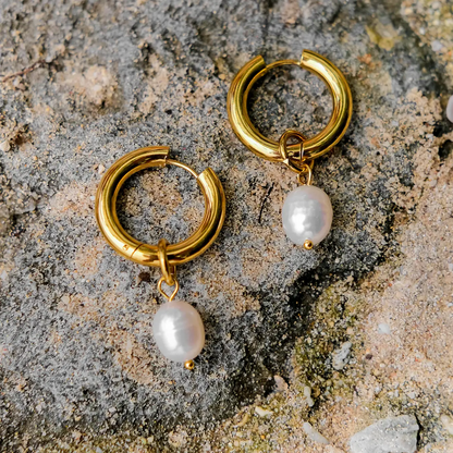 Aquila Freshwater Pearl Earrings